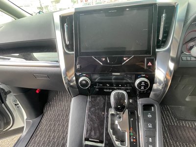 2019 Toyota ALPHARD photo 11