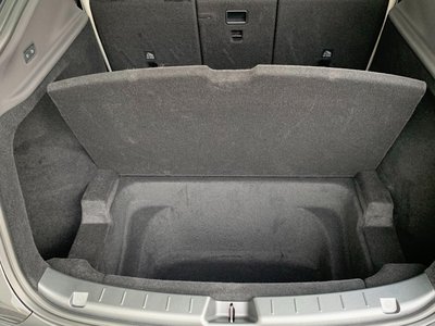 صورة 31 لـ 2026 Tesla MODEL Y