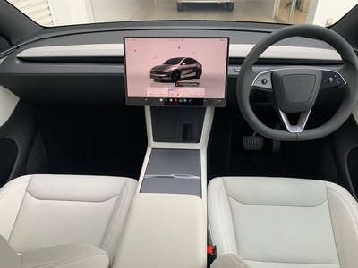 صورة 22 لـ 2026 Tesla MODEL Y