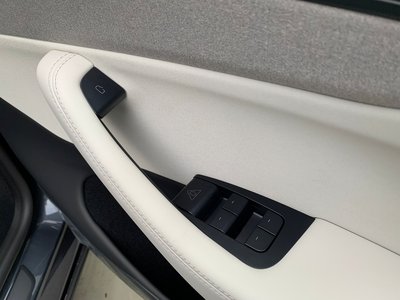 صورة 25 لـ 2026 Tesla MODEL Y