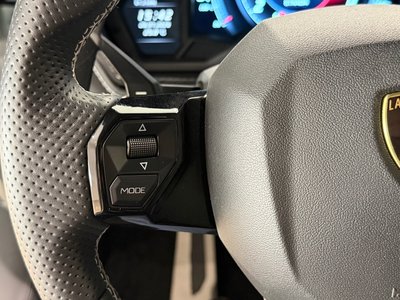 2021 Lamborghini AVENTADOR — миниатюра 26