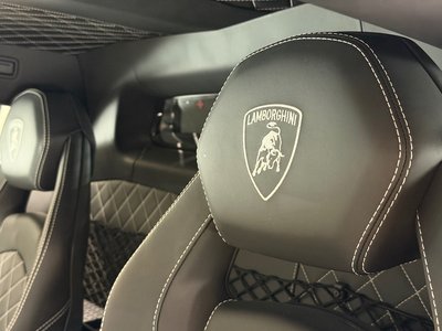 2021 Lamborghini AVENTADOR — миниатюра 17