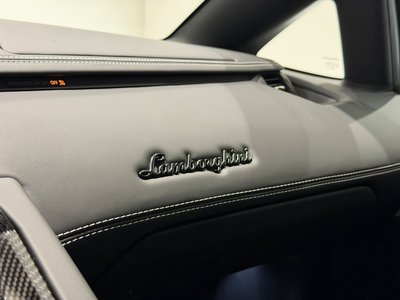 2021 Lamborghini AVENTADOR — миниатюра 32