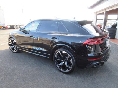 صورة 4 لـ 2024 AUDI RS Q8