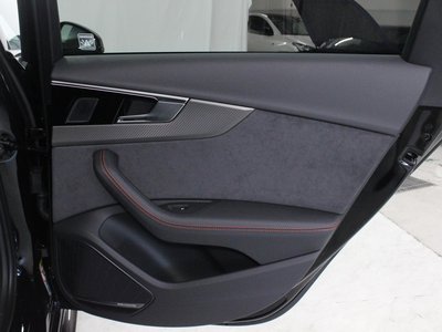 صورة مصغرة 60 لـ 2024 AUDI RS4 AVANT