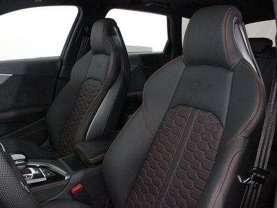 صورة مصغرة 38 لـ 2024 AUDI RS4 AVANT