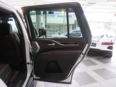 صورة مصغرة 46 لـ 2021 Cadillac ESCALADE