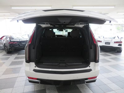 صورة مصغرة 24 لـ 2021 Cadillac ESCALADE