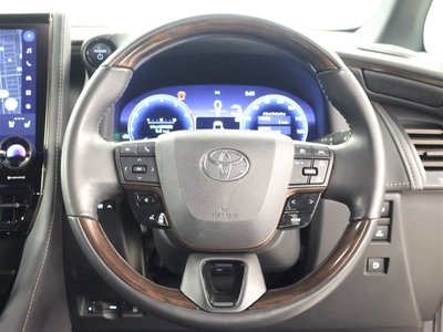 صورة 6 لـ 2023 Toyota ALPHARD