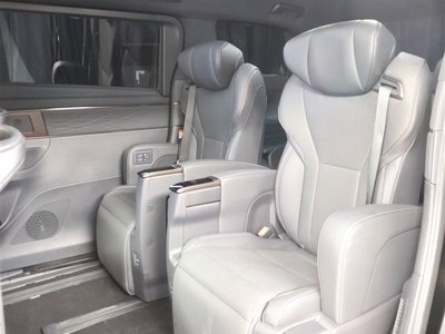 صورة 20 لـ 2023 Toyota ALPHARD