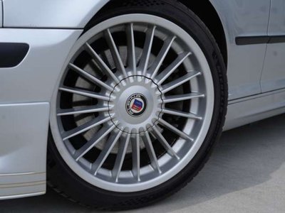 صورة 4 لـ 2003 BMW Alpina B3