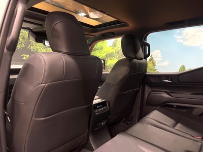 صورة 54 لـ 2025 Toyota LAND CRUISER 250
