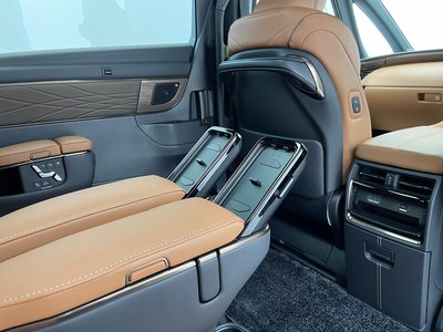 صورة 33 لـ 2024 Toyota VELLFIRE