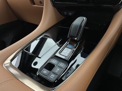 صورة 23 لـ 2024 Toyota VELLFIRE