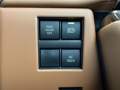 صورة 14 لـ 2024 Toyota VELLFIRE