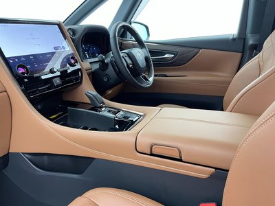 صورة 36 لـ 2024 Toyota VELLFIRE
