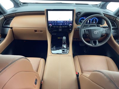 صورة 3 لـ 2024 Toyota VELLFIRE