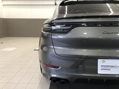 2021 Porsche CAYENNE photo 8