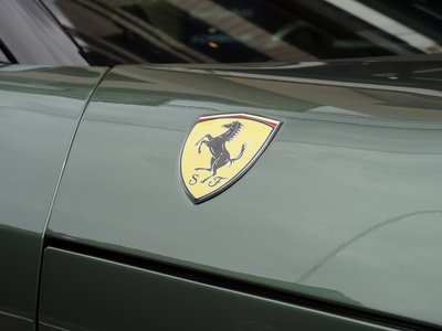 صورة 26 لـ 2025 Ferrari 12 CILINDRI