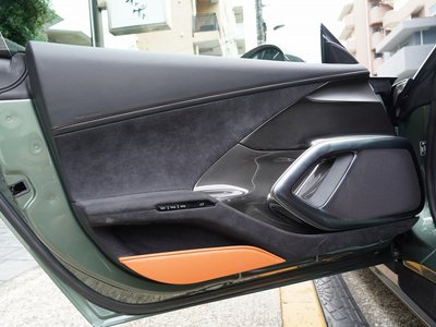 صورة 35 لـ 2025 Ferrari 12 CILINDRI