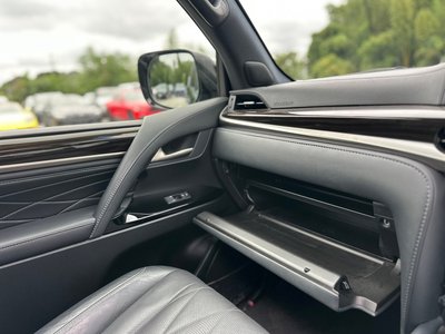 2021 Lexus LX thumbnail 28