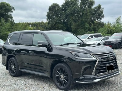 2021 Lexus LX photo 1