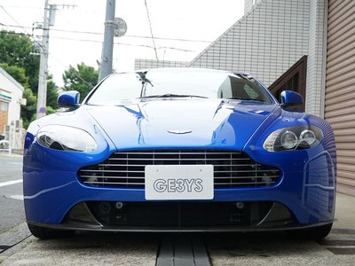 2011 Aston Martin V8 — фото 7