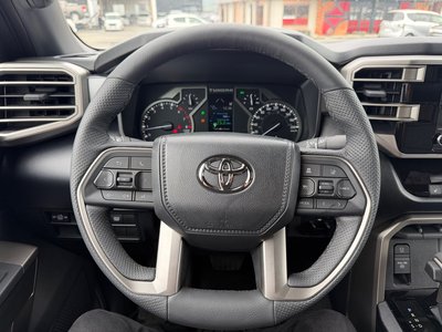 2025 Toyota TUNDRA thumbnail 27