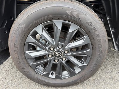 2025 Toyota TUNDRA thumbnail 62