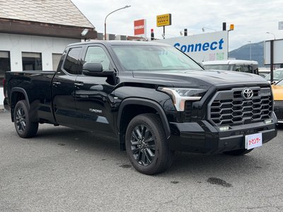 2025 Toyota TUNDRA photo 4