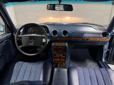 1982 Mercedes-BENZ M-CLASS 照片 13