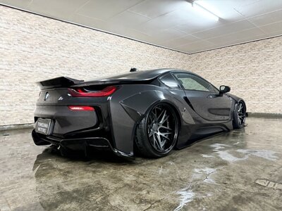 2015 BMW I8 — фото 4