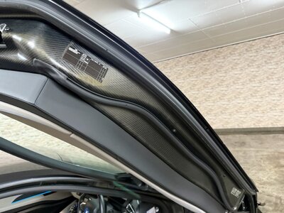 2015 BMW I8 — фото 21