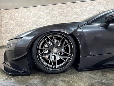 2015 BMW I8 — фото 37