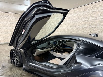 2015 BMW I8 — фото 23
