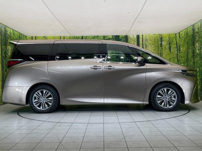 صورة 59 لـ 2025 Toyota ALPHARD