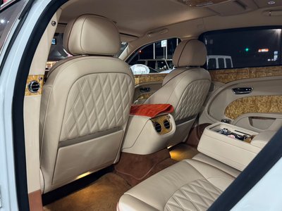 صورة 16 لـ 2017 Bentley MULSANNE