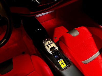 صورة 20 لـ 2021 Ferrari SF90 STRADALE