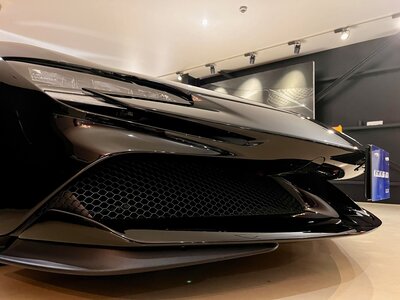 صورة 42 لـ 2021 Ferrari SF90 STRADALE