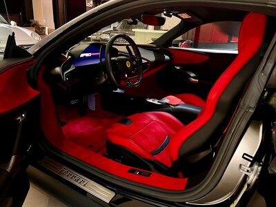صورة 8 لـ 2021 Ferrari SF90 STRADALE