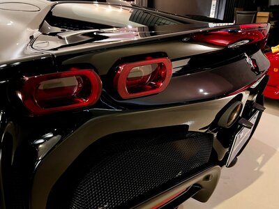 صورة 62 لـ 2021 Ferrari SF90 STRADALE