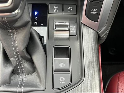 2023 Toyota LAND CRUISER 300 — миниатюра 26