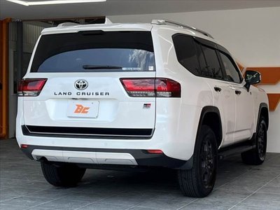 2023 Toyota LAND CRUISER 300 — миниатюра 16