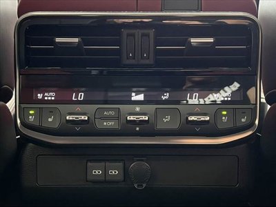 2023 Toyota LAND CRUISER 300 — миниатюра 33