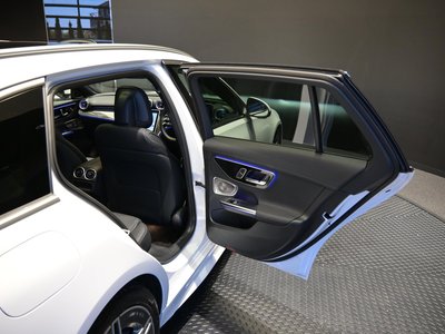 صورة مصغرة 52 لـ 2025 Mercedes-BENZ C-CLASS