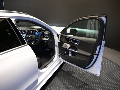 صورة مصغرة 15 لـ 2025 Mercedes-BENZ C-CLASS
