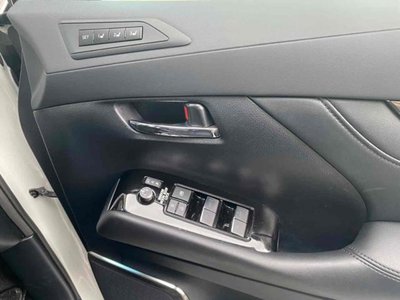 صورة 50 لـ 2023 Toyota ALPHARD