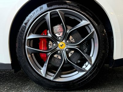 2020 Ferrari GTC4 LUSSO — миниатюра 79