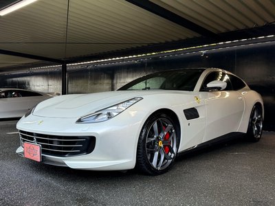 2020 Ferrari GTC4 LUSSO — фото 3