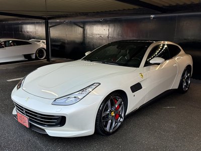 2020 Ferrari GTC4 LUSSO — фото 10